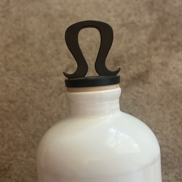 Lululemon water bottle. Home is where your mat is - Picture 5 of 7